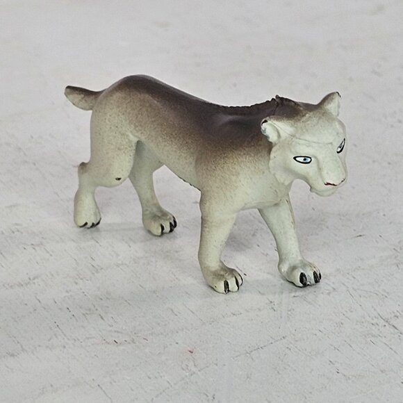 Ice Age Shira 2016 Miniature Plastic Toy Saber Toothed Tiger 1.25 Inches - Picture 2 of 8